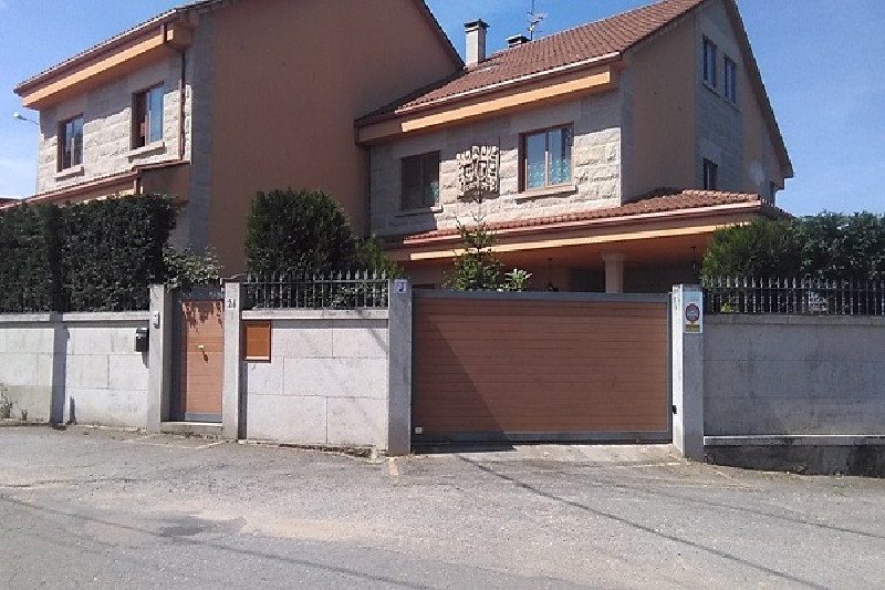 V_1152 -  Casa en  Vilagarcia de Arousa